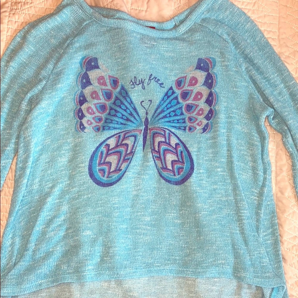 Beautiful girl butterfly sweater soooo soft!